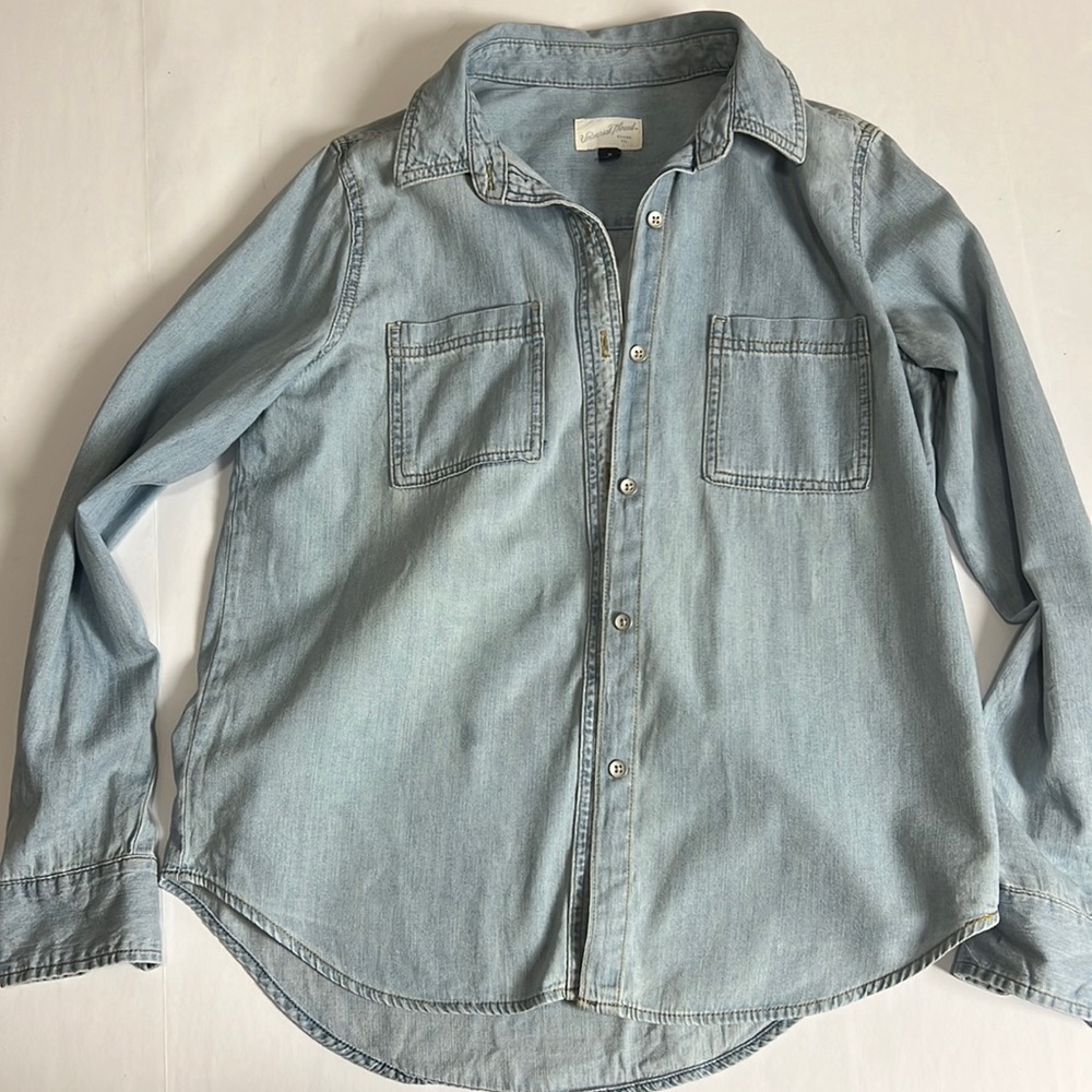 Denim shirt Universal Threads size M